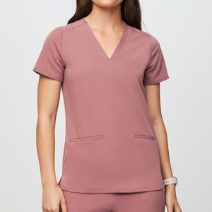 Figs Scrub Top • Mauve • Casma 3 Pocket • XS